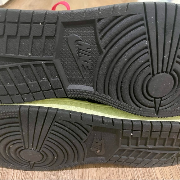 NIKE Air Jordan 1 Retro High ‘Tolyo Bio Hack’. 6.5Y - Picture 6 of 6